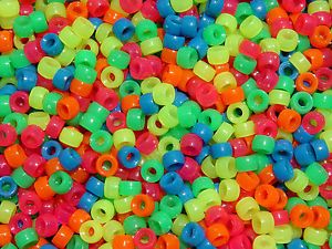 PONY BEADS: NEON ASSORTED COLORS 6MMX9MM - 900 PACK