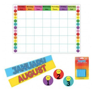 BULLETIN BOARD SET  SMILEY FACE CALENDAR KIT